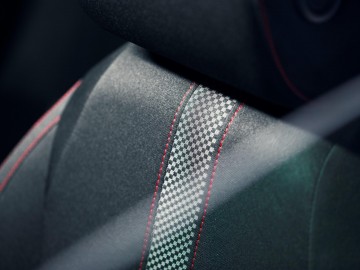 Honda Civic Sport Line &ndash; Co łączy go z Type R-em?